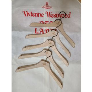 ヴィヴィアンウエストウッド(Vivienne Westwood)の【ヴィヴィアン】木製ハンガー(押し入れ収納/ハンガー)