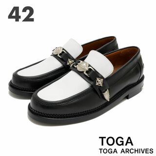 トーガビリリース(TOGA VIRILIS)の新品 TOGA VIRILIS レザー メタル ローファー(ドレス/ビジネス)