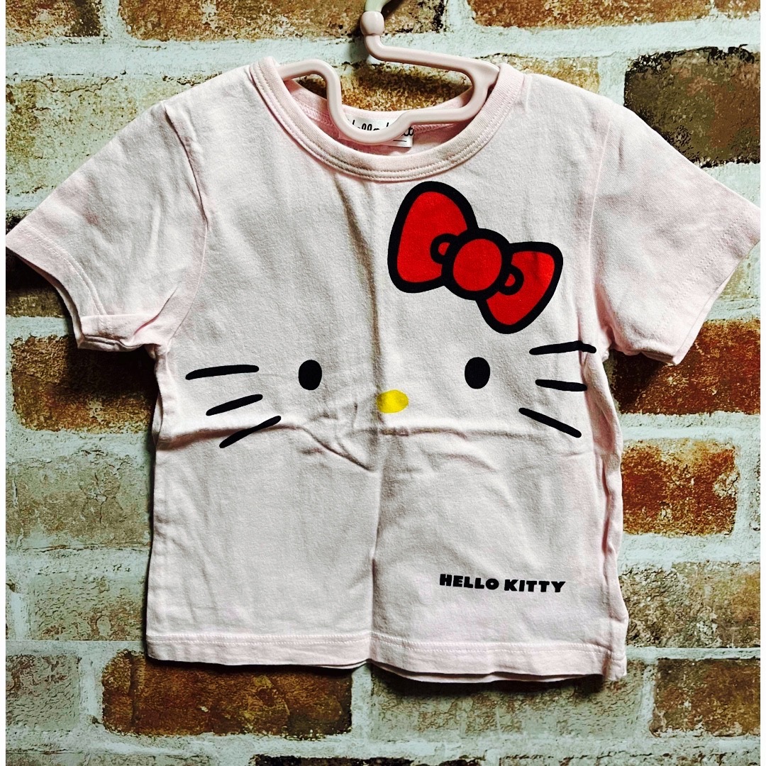 ハローキティ(ハローキティ)のハローキティ★半袖Ｔシャツ　100サイズ キッズ/ベビー/マタニティのキッズ服女の子用(90cm~)(Tシャツ/カットソー)の商品写真