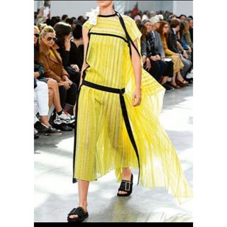 sacai - sacai サカイ ワンピース ニット プリーツ ウール ドッキング sacai - sacai サカイ ワンピース ニット プリーツ ウール ドッキング