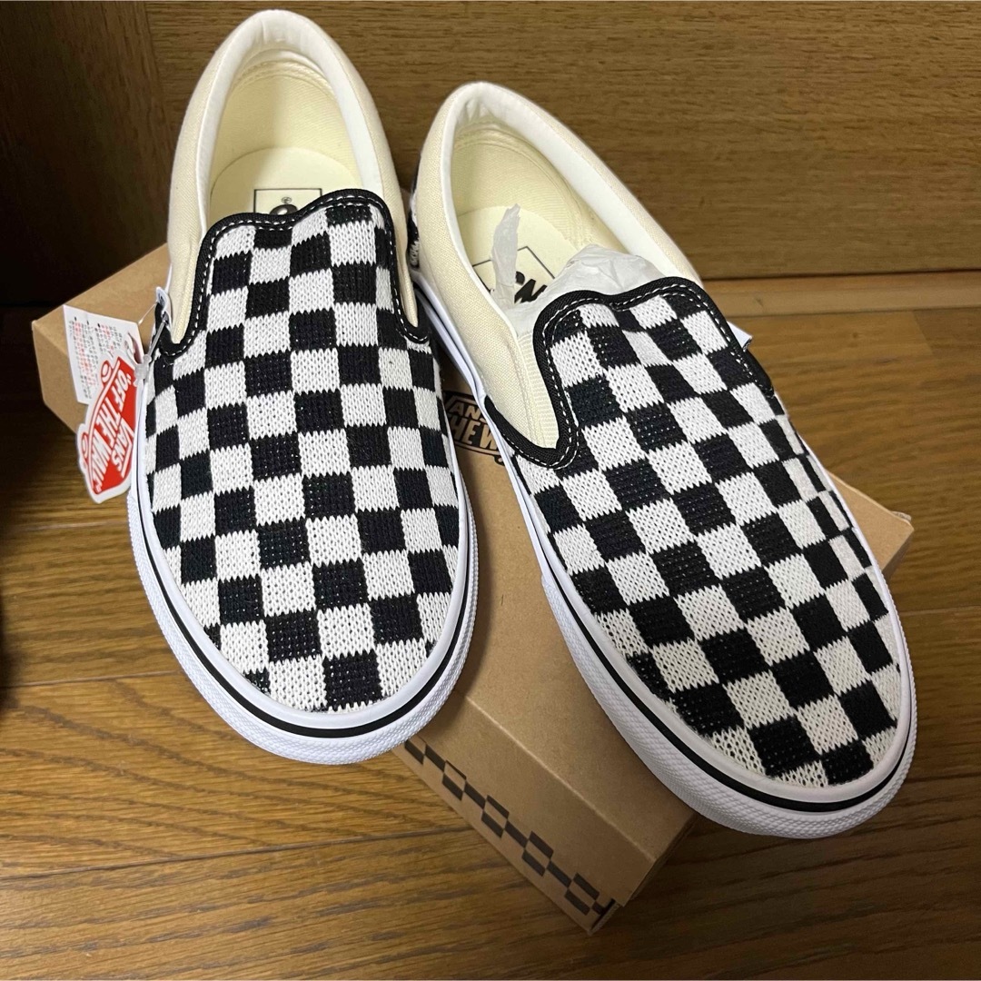VANS バンズ スリッポン スニーカー チェッカー ブラック ホワイト ニット レディースの靴/シューズ(スニーカー)の商品写真
