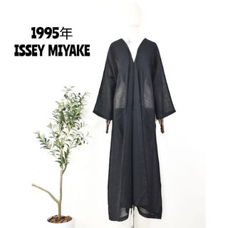 イッセイミヤケ 羽織の通販 200点以上 | ISSEY MIYAKEを買うならラクマ