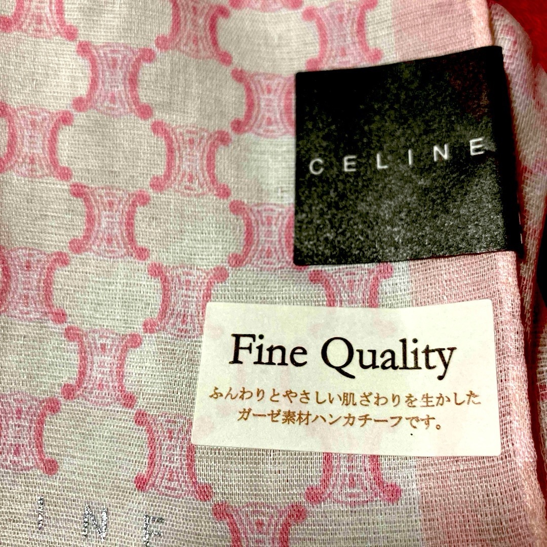 celine(セリーヌ)のCELINE   セリーヌハンカチーフ　マカダム大判サイズ　ピンク レディースのファッション小物(ハンカチ)の商品写真