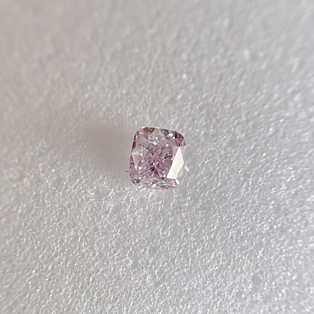 0.093ct天然ピンクダイヤFANCY LIGHT PURPLISH PINK