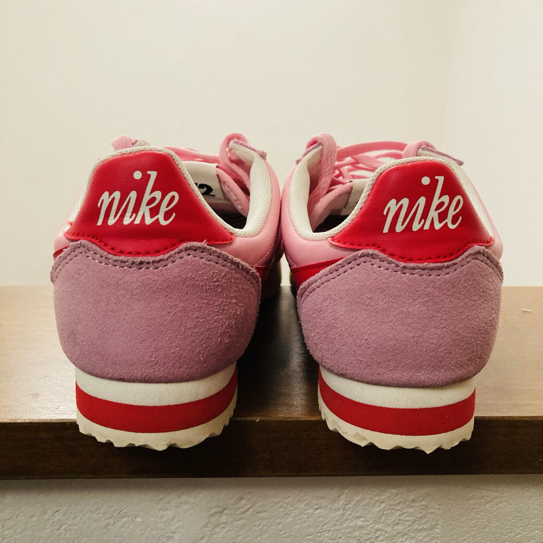 NIKE(ナイキ)のNike WMNS Classic Cortez Nylon Premium レディースの靴/シューズ(スニーカー)の商品写真