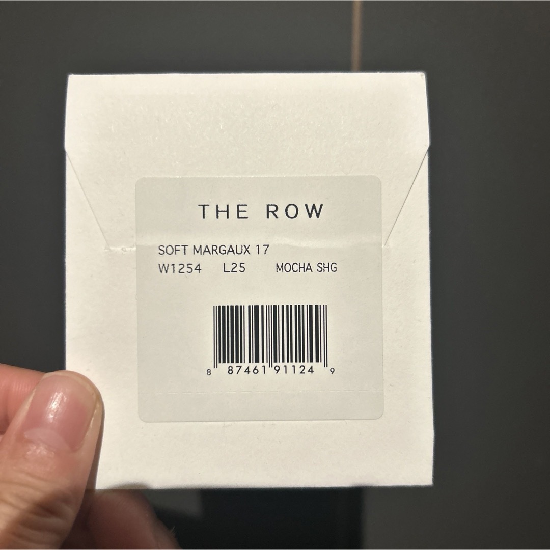 THE ROW(ザロウ)のTHEROW margaux17 ザロウ　マルゴー  レディースのバッグ(ハンドバッグ)の商品写真