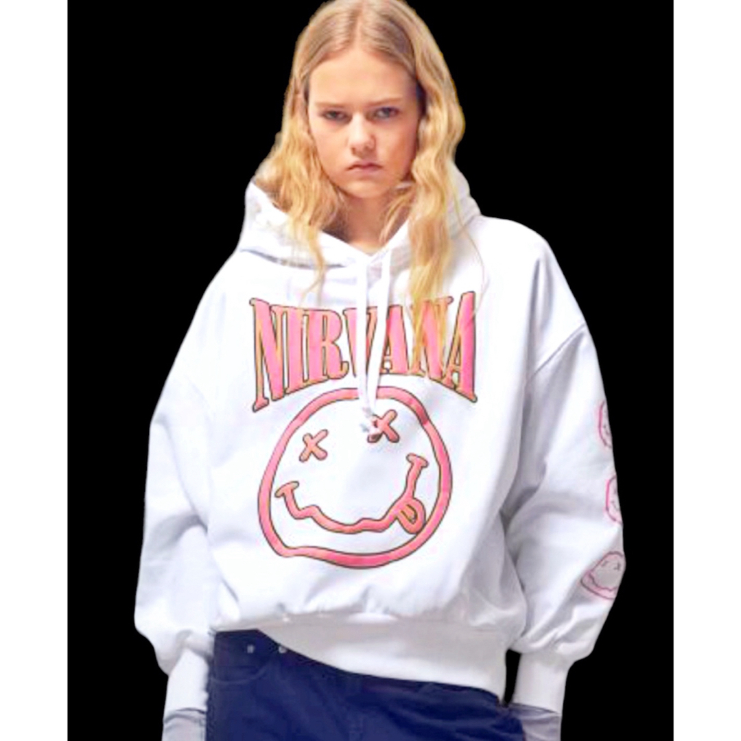 H&M(エイチアンドエム)の新品 H&M × ニルヴァーナ NIRVANA パーカー L.. レディースのトップス(パーカー)の商品写真