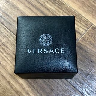 ジャンニヴェルサーチ(Gianni Versace)の【美品】ヴェルサーチ VERSACE メドゥ－サ リングケ－ス(リング(指輪))