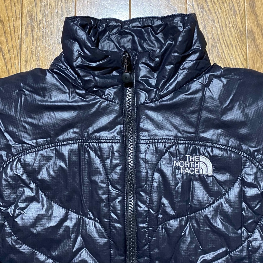 THE NORTH FACE(ザノースフェイス)のノースフェイス　中綿ジャケット　アウター　ダウン　レディースM   ブラック レディースのジャケット/アウター(ダウンジャケット)の商品写真