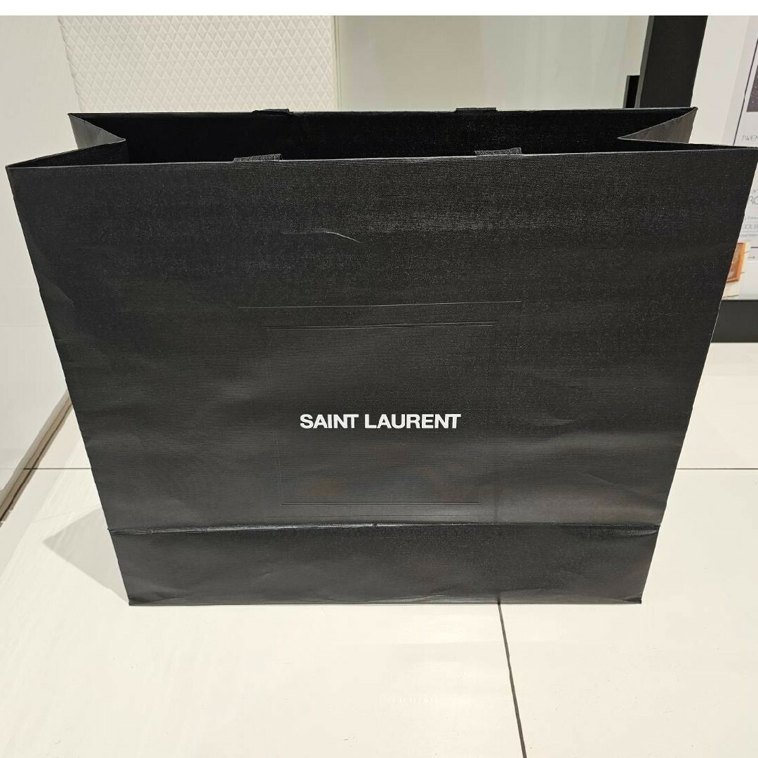 Saint Laurent(サンローラン)の【大幅値下げ！】SAINT LAURENT リュック レディースのバッグ(リュック/バックパック)の商品写真
