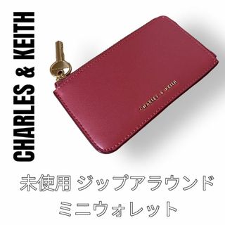 チャールズアンドキース(Charles and Keith)のチャールズ&キース　ジップアラウンドミニウォレット　サーモンピンク　パスケース(コインケース)