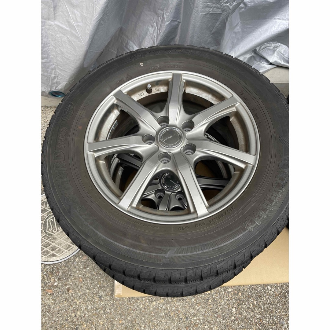 YOKOHAMAタイヤホイールセット215/65R 16  引き取り限定 自動車/バイクの自動車(タイヤ・ホイールセット)の商品写真