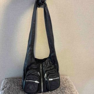 アレキサンダーワン(Alexander Wang)のAlexanderwangアレキサンダーワンレザーショルダーバッグ(ショルダーバッグ)