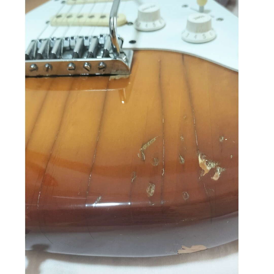 Fender(フェンダー)のFenderJapan ST-83 フリーフライトトレモロ ジャパンビンテージ 楽器のギター(エレキギター)の商品写真
