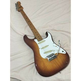 フェンダー(Fender)のFenderJapan ST-83 フリーフライトトレモロ ジャパンビンテージ(エレキギター)