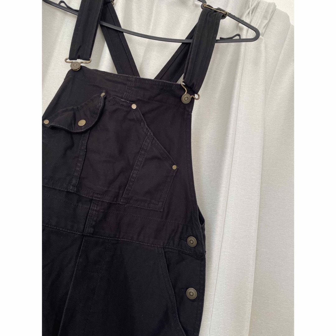 coen(コーエン)のcoen 黒 ジャンパー スカート レディースのパンツ(サロペット/オーバーオール)の商品写真