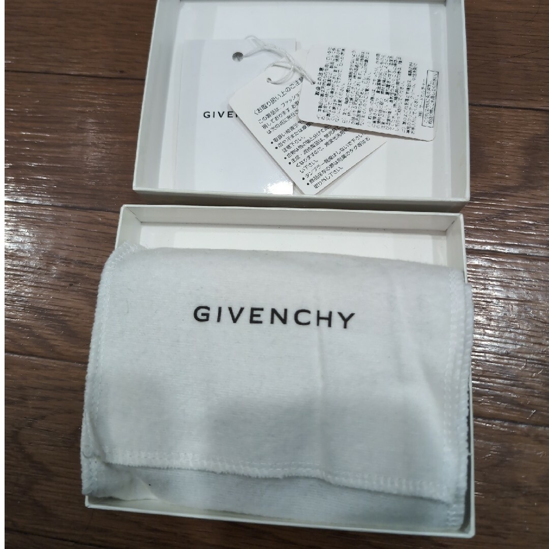 GIVENCHY(ジバンシィ)のGIVENCHY　財布 レディースのファッション小物(財布)の商品写真