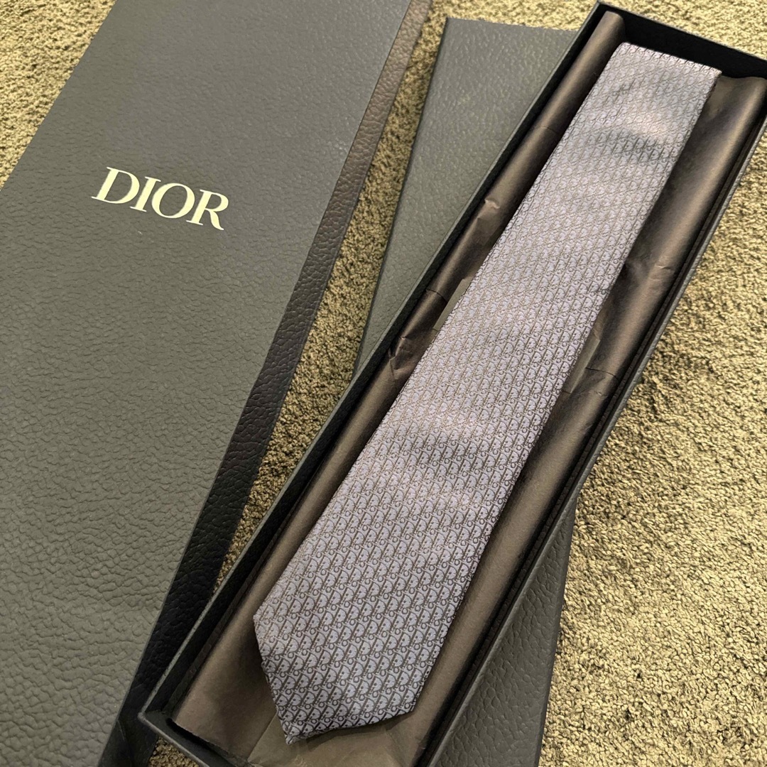 DIOR HOMME(ディオールオム)の新品未使用　ディオールオム　ネクタイ　ブルー　シルク メンズのファッション小物(ネクタイ)の商品写真