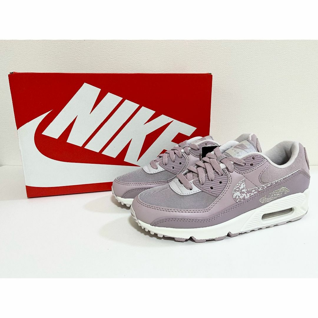 NIKE(ナイキ)の【新品】24.5cm NIKE AIRMAX90 エアマックス90 プラムフォグ レディースの靴/シューズ(スニーカー)の商品写真