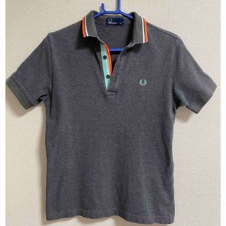 フレッドペリー(FRED PERRY)のフレッドペリー　ポロシャツ　チャゴールグレー(ポロシャツ)