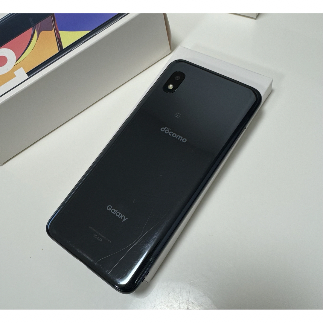 galaxxxy(ギャラクシー)のドコモGalaxy A21 SC-42A黒SIMロック解除SIMフリー利用制限〇 スマホ/家電/カメラのスマートフォン/携帯電話(スマートフォン本体)の商品写真