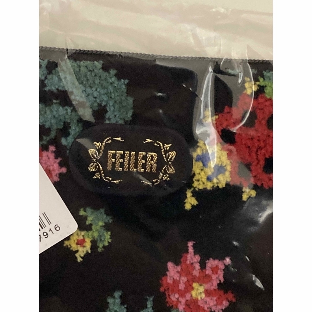 FEILER(フェイラー)のフェイラー ハイジ ポーチ 大 ブラック 新品未開封 ギフト袋セット レディースのファッション小物(ポーチ)の商品写真