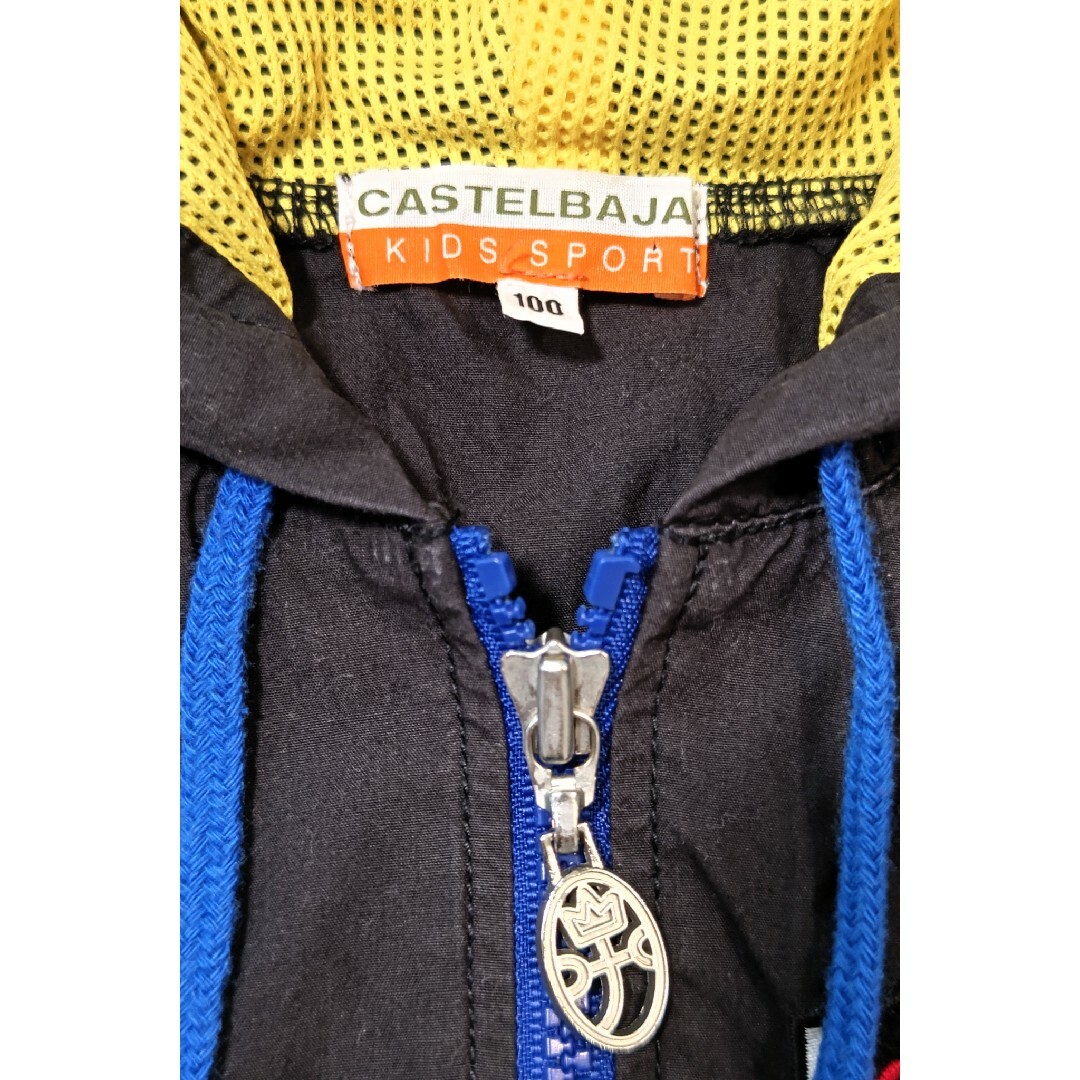 CASTELBAJAC(カステルバジャック)のカステルバジャック  上着 ウインドブレーカー 男の子 100 キッズ/ベビー/マタニティのキッズ服男の子用(90cm~)(ジャケット/上着)の商品写真