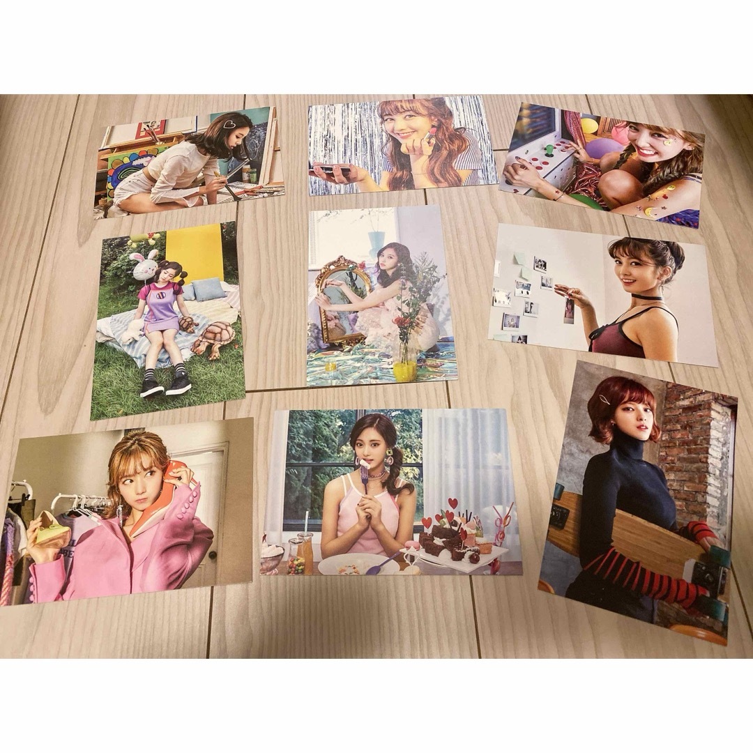 TWICE(トゥワイス)のTWICE ランダムトレーディングカード　9枚 エンタメ/ホビーのCD(K-POP/アジア)の商品写真
