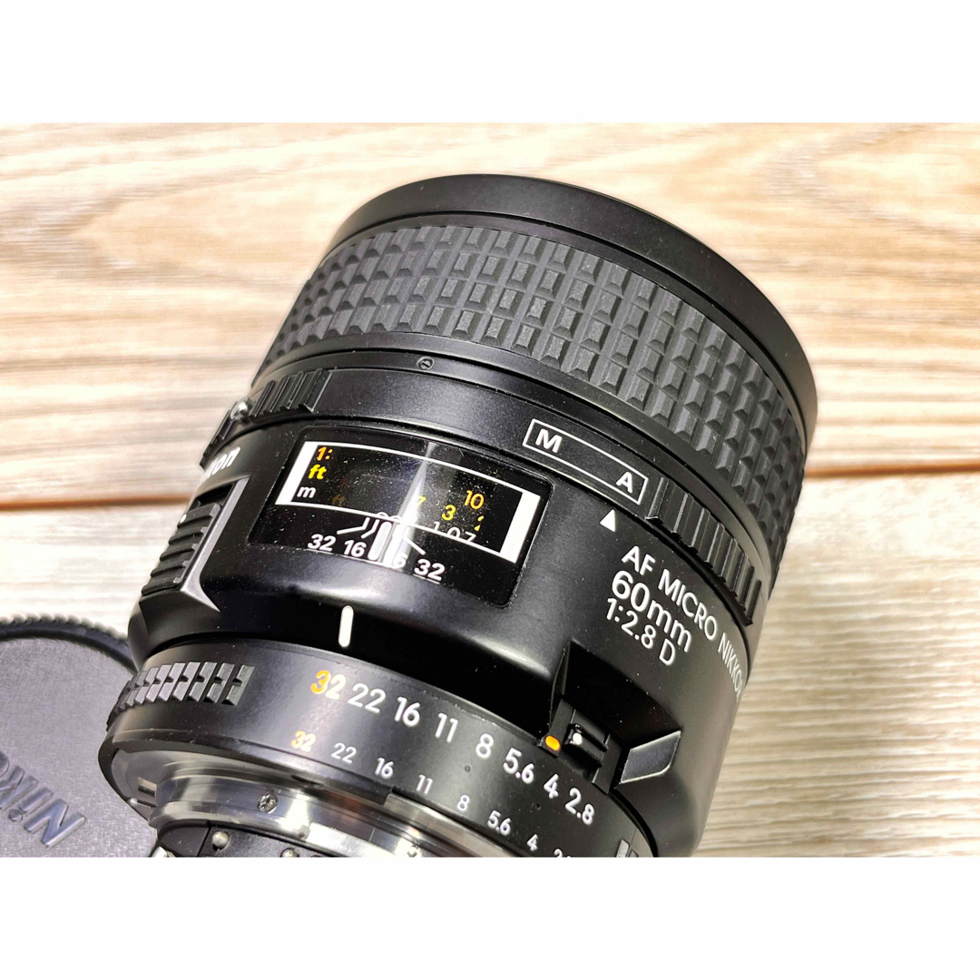 Nikon(ニコン)の✨安心保証✨NIKON AF MICRO NIKKOR 60mm f/2.8 D スマホ/家電/カメラのカメラ(レンズ(単焦点))の商品写真