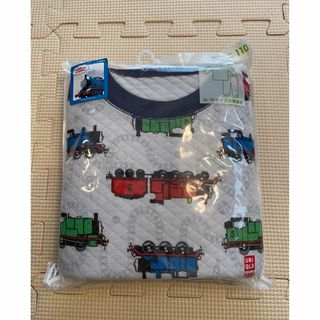 ユニクロ(UNIQLO)の2点セット　aki★様トーマスキルティングパジャマ110cm(パジャマ)