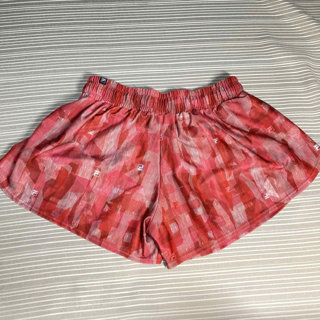 FILA(フィラ)のフィラ　ハーフパンツ　スカート　M 赤　チェック　美品 レディースのパンツ(ショートパンツ)の商品写真