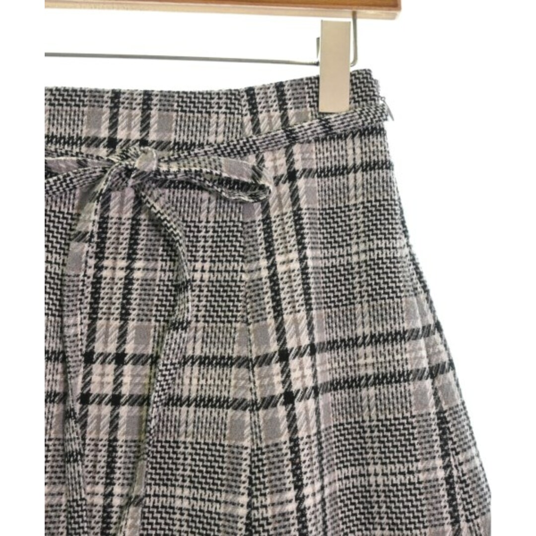Couture Brooch(クチュールブローチ)のCouture brooch ロング・マキシ丈スカート 36(S位) 【古着】【中古】 レディースのスカート(ロングスカート)の商品写真