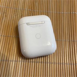 アップル(Apple)のエアーポッズ　第２世代AirPods 第二世代　充電ケース　充電器　正規品(ヘッドフォン/イヤフォン)