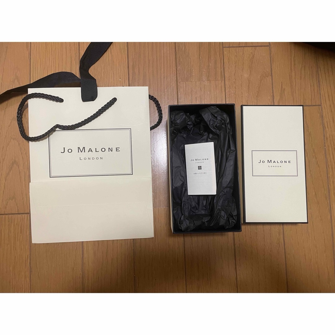 Jo Malone(ジョーマローン)のジョーマローン 空箱と紙袋 レディースのバッグ(ショップ袋)の商品写真