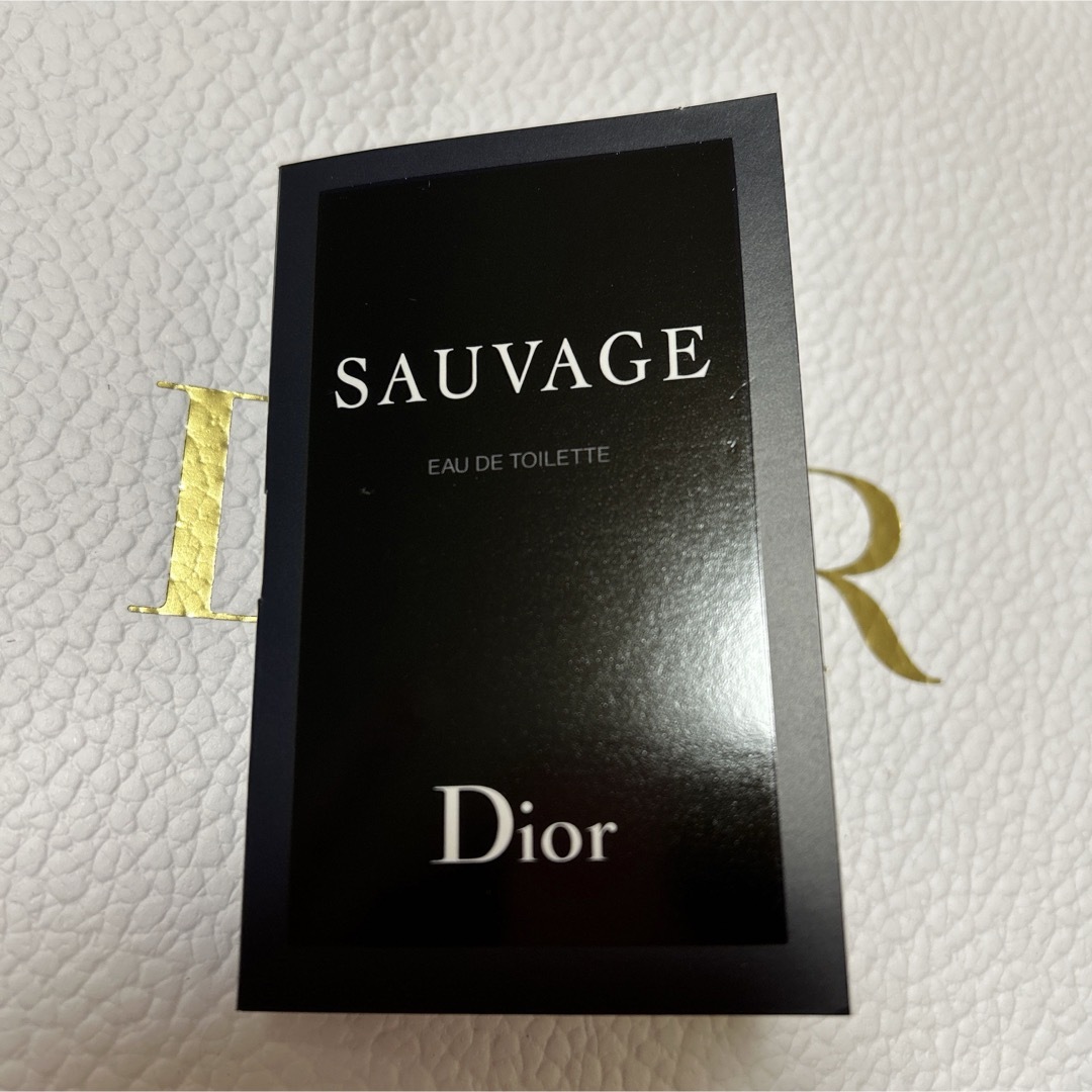 Christian Dior(クリスチャンディオール)のディオールソヴァージュ　オードトワレ コスメ/美容の香水(香水(男性用))の商品写真