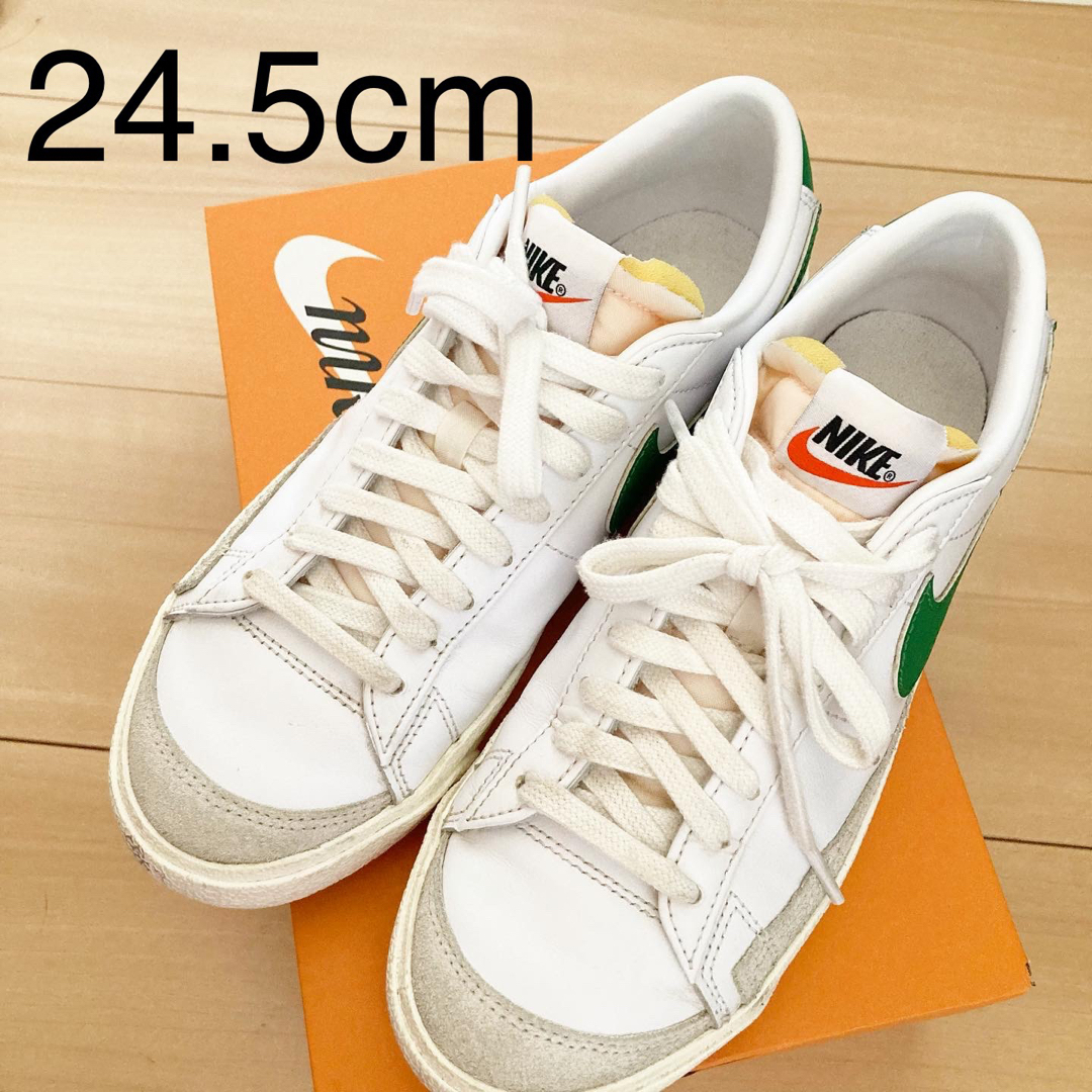 NIKE(ナイキ)のナイキ ブレーザー LOW '77 ビンテージ （ユニセックス） 24.5cm レディースの靴/シューズ(スニーカー)の商品写真