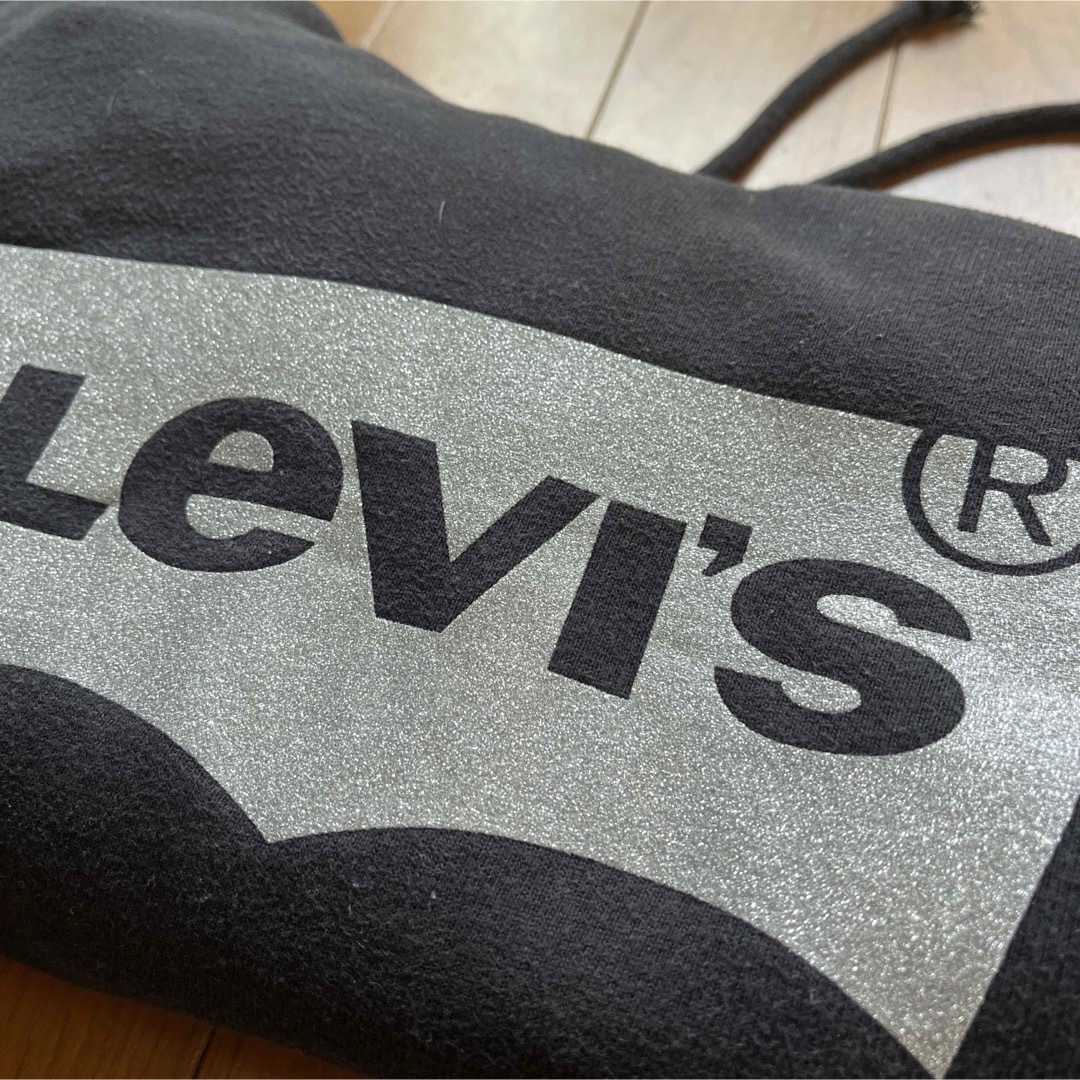 Levi's(リーバイス)のリーバイス　クロップド丈　XS レディースのトップス(パーカー)の商品写真