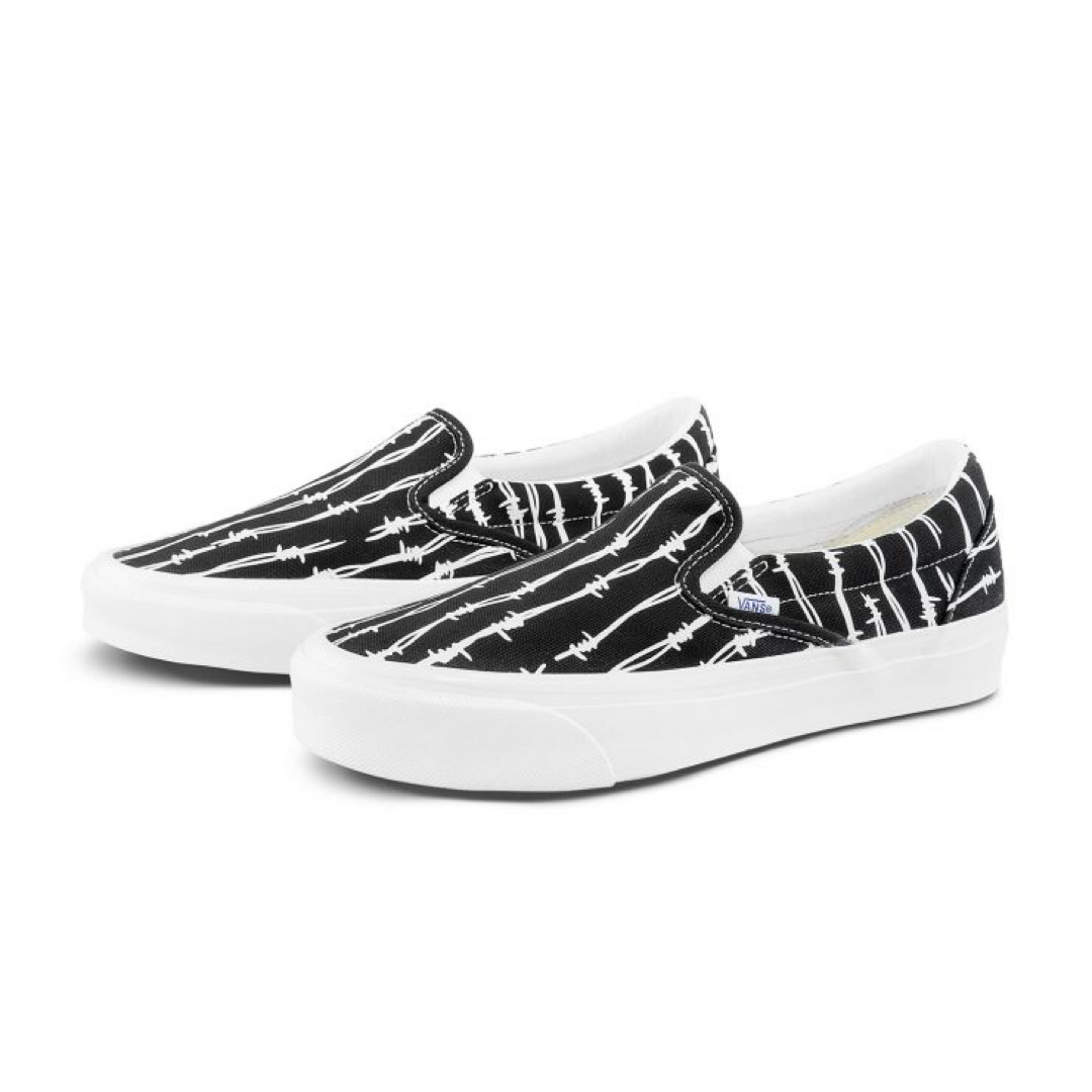 VANS VAULT(バンズボルト)のVANS VAULT SLIP-ON 有刺鉄線 黒 キムタク 生産終了 メンズの靴/シューズ(スニーカー)の商品写真