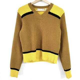 マルニ(Marni)のMARNI(マルニ) 長袖セーター サイズXL レディース - ブラウン×イエロー×黒 Vネック/UNIQLOコラボ(ニット/セーター)