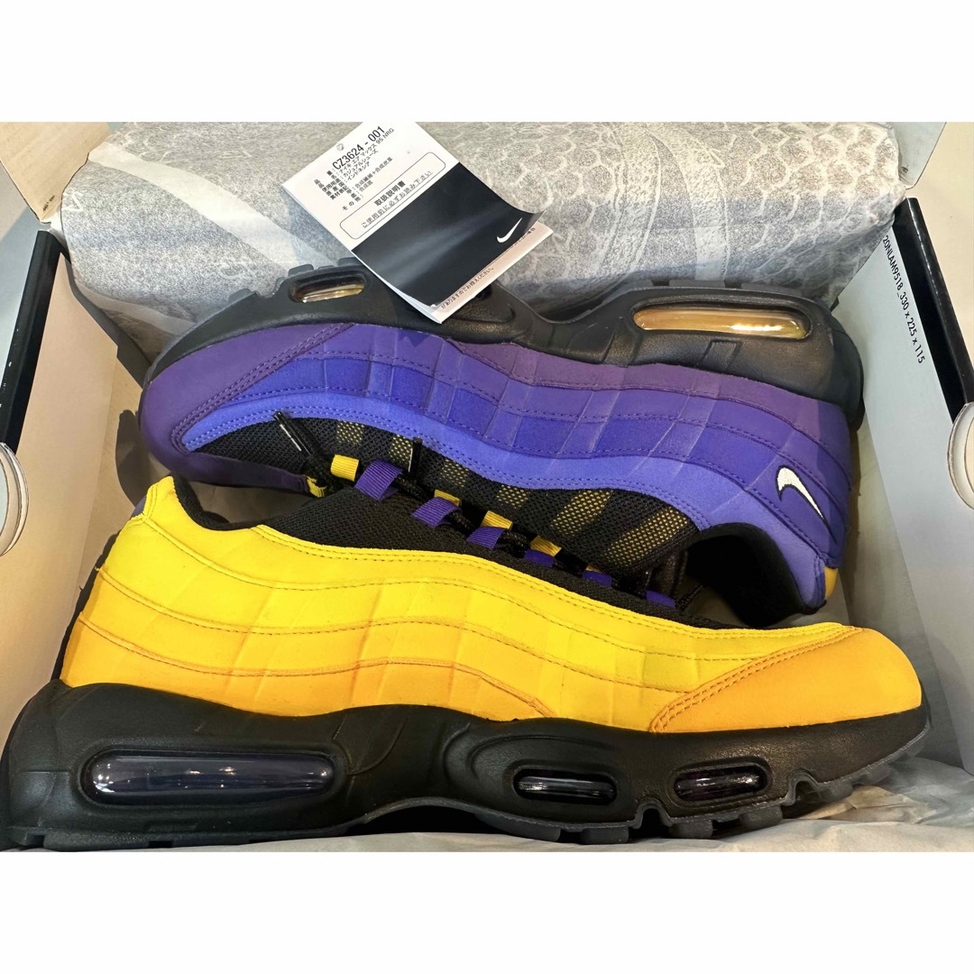 NIKE(ナイキ)のNIKE AIR MAX 95 NRG LEBRON US11 新品 メンズの靴/シューズ(スニーカー)の商品写真