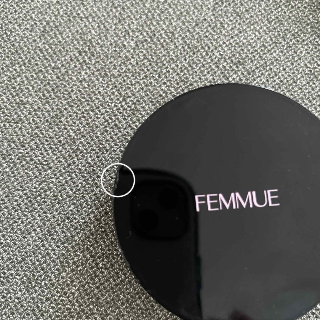 FEMMUE(ファミュ)のファミュ　クッションファンデ　ケースのみ コスメ/美容のベースメイク/化粧品(ファンデーション)の商品写真