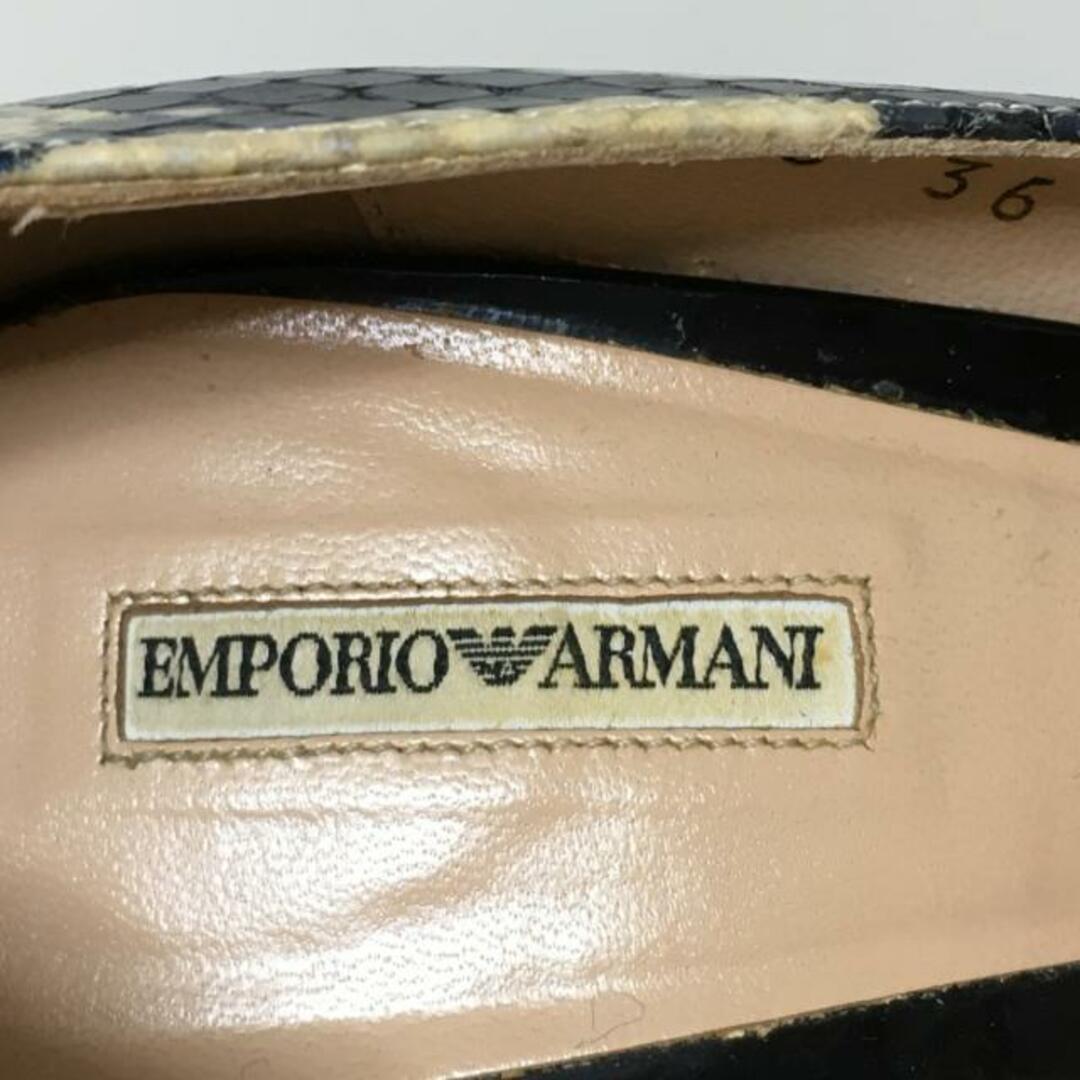 Emporio Armani(エンポリオアルマーニ)のEMPORIOARMANI(エンポリオアルマーニ) パンプス 36 レディース - ベージュ×ネイビー 型押し加工/アウトソール張替済 レザー レディースの靴/シューズ(ハイヒール/パンプス)の商品写真