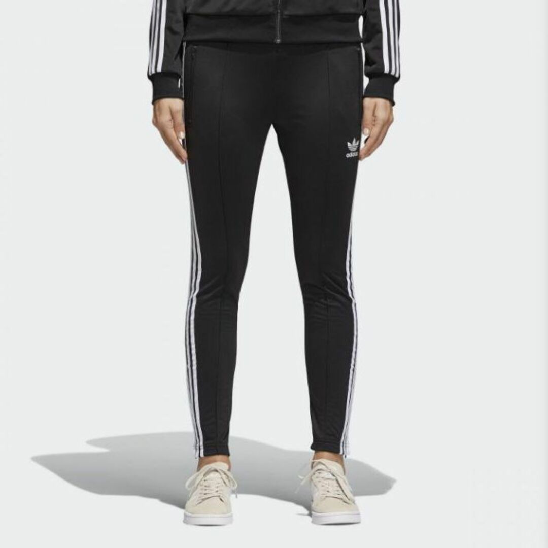 adidas(アディダス)の【新品・Sサイズ】アディダス SST スリムフィット トラックパンツ レディースのパンツ(その他)の商品写真