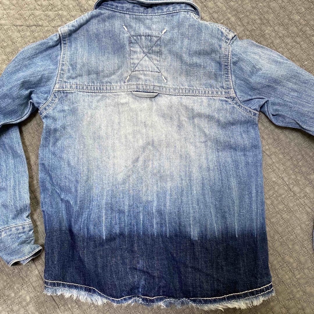 BeBe(ベベ)のBebe デニムシャツ　110 キッズ/ベビー/マタニティのキッズ服男の子用(90cm~)(その他)の商品写真