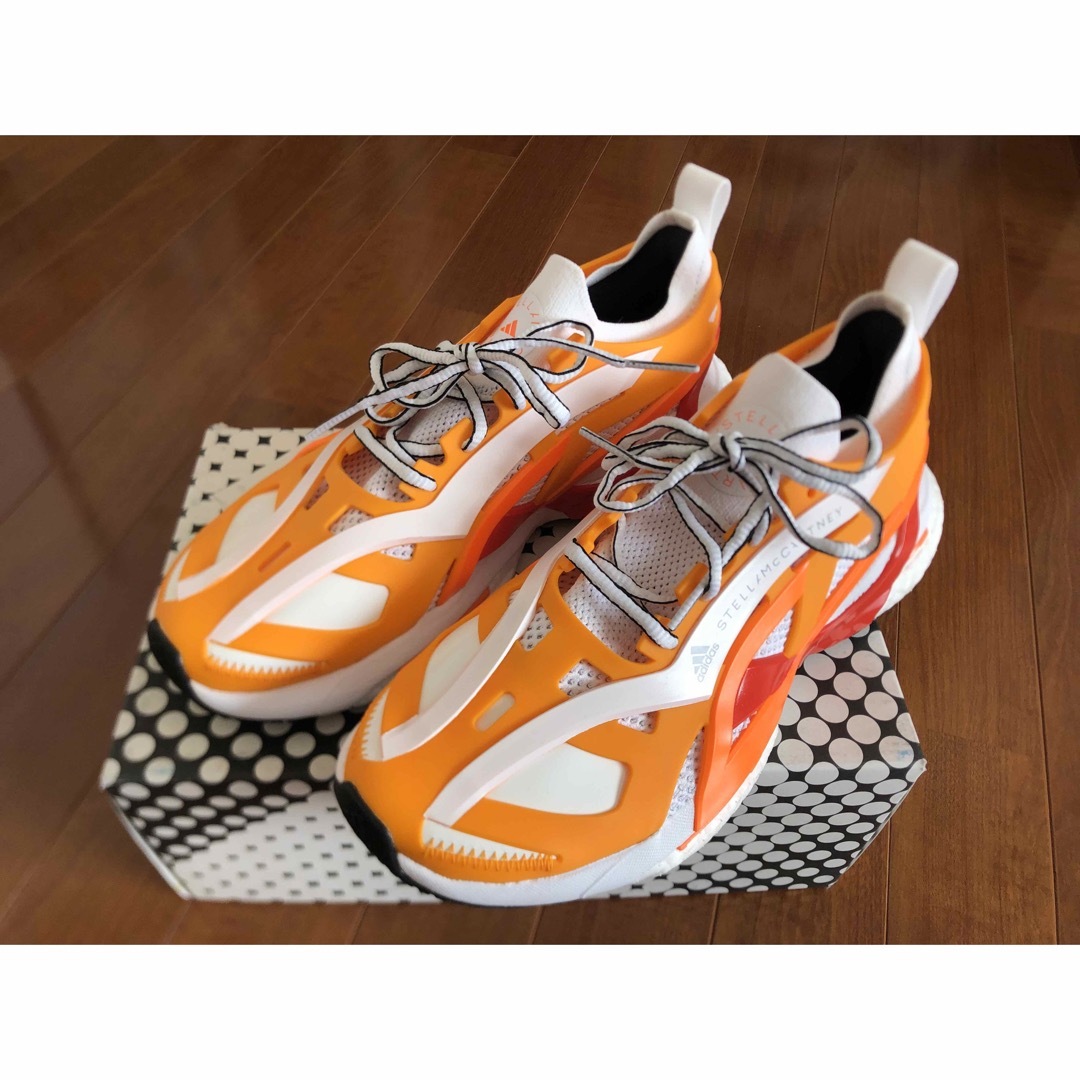 adidas by Stella McCartney(アディダスバイステラマッカートニー)のアディダス バイ ステラ マッカートニー ソーラーグライド レディースの靴/シューズ(スニーカー)の商品写真