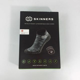 大人気！ 新品 新感覚のポータブルシューズ Skinners スキナー XS 緑(スニーカー)