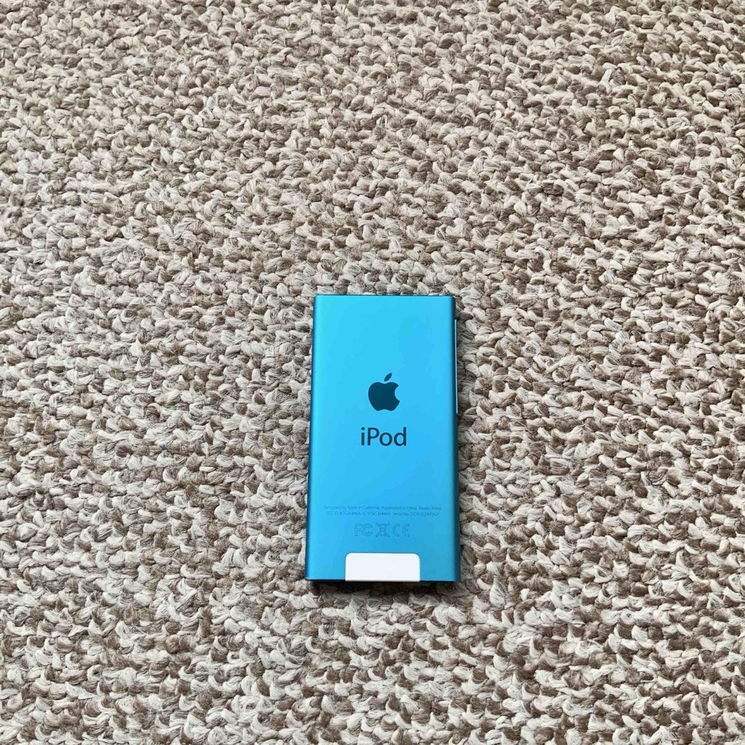 iPod(アイポッド)のiPod nano 第7世代 16GB Apple アップル アイポッド 本体k スマホ/家電/カメラのオーディオ機器(ポータブルプレーヤー)の商品写真