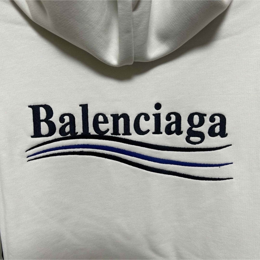 Balenciaga(バレンシアガ)の新品Balenciaga バレンシアガロゴプリント フーデッドセーター　パーカー メンズのトップス(パーカー)の商品写真