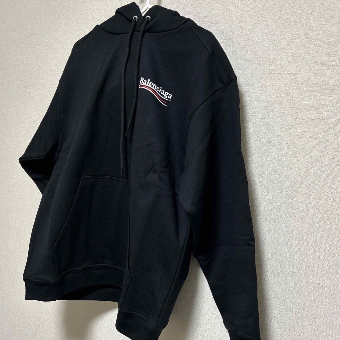 Balenciaga(バレンシアガ)の新品Balenciaga バレンシアガロゴプリント フーデッドセーター　パーカー メンズのトップス(パーカー)の商品写真