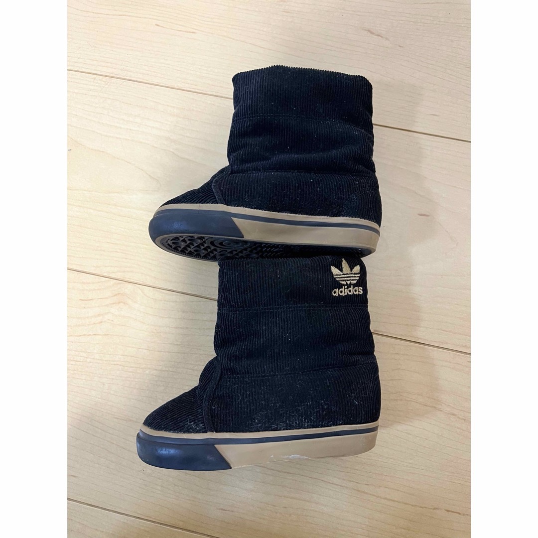 adidas(アディダス)のadidas キッズ ブーツ  12 キッズ/ベビー/マタニティのベビー靴/シューズ(~14cm)(ブーツ)の商品写真